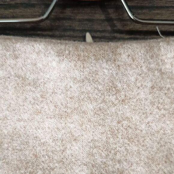 OGL Mid-Length Elegant Cream Pencil Skirt - Picture 2 of 7